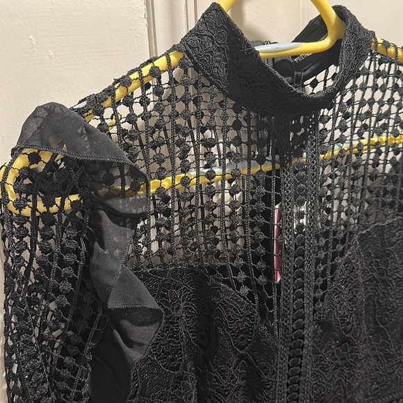 PrettyLittleThing - black dress size 4 NWT - Picture 3 of 6